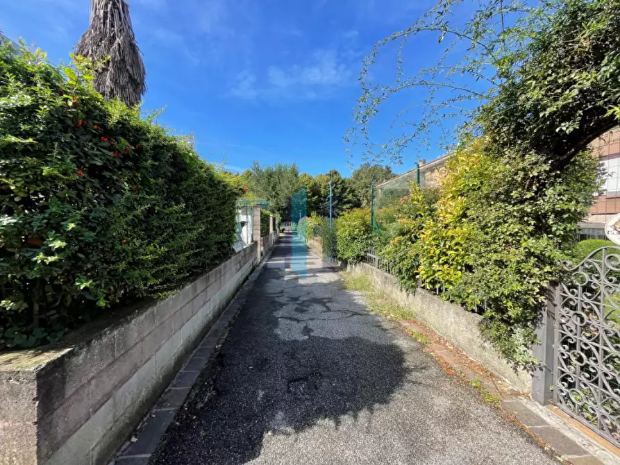 Immagine 24 di Villetta a schiera in vendita  in Via Raffaello 313 a Brescia