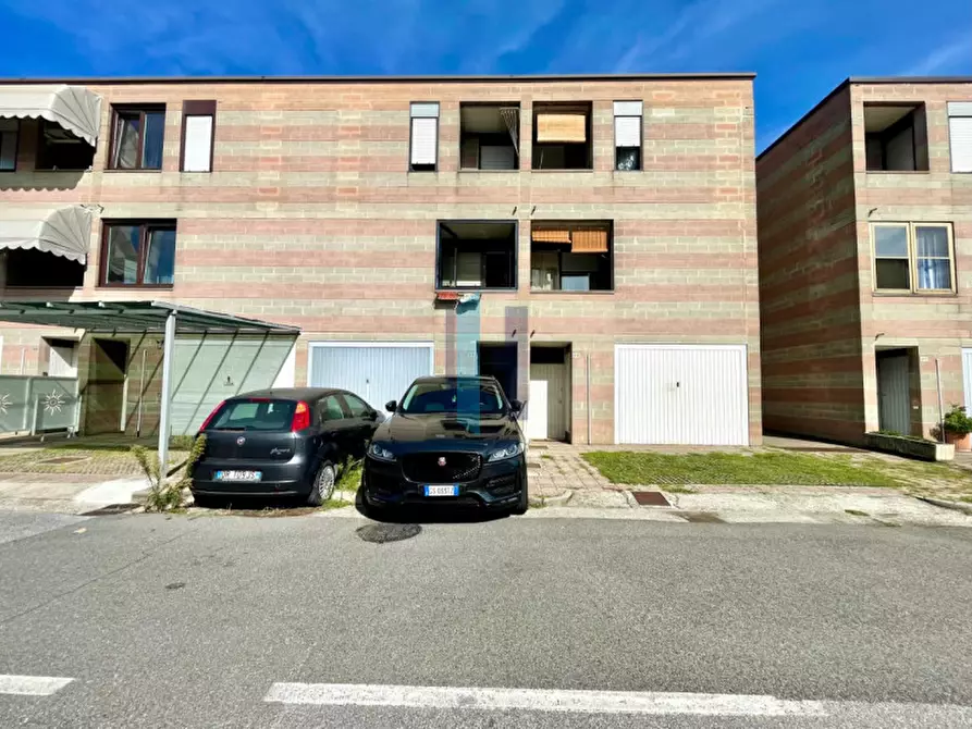 Immagine 26 di Villetta a schiera in vendita  in Via Raffaello 313 a Brescia