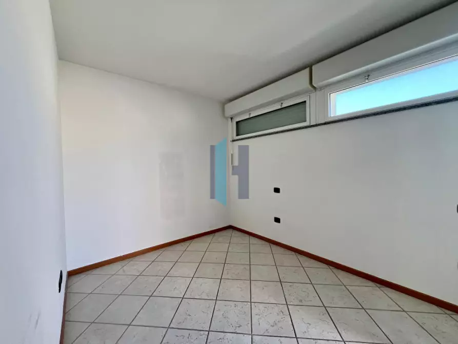Immagine 37 di Villetta a schiera in vendita  in Via Domenico Lusetti 8 a Brescia