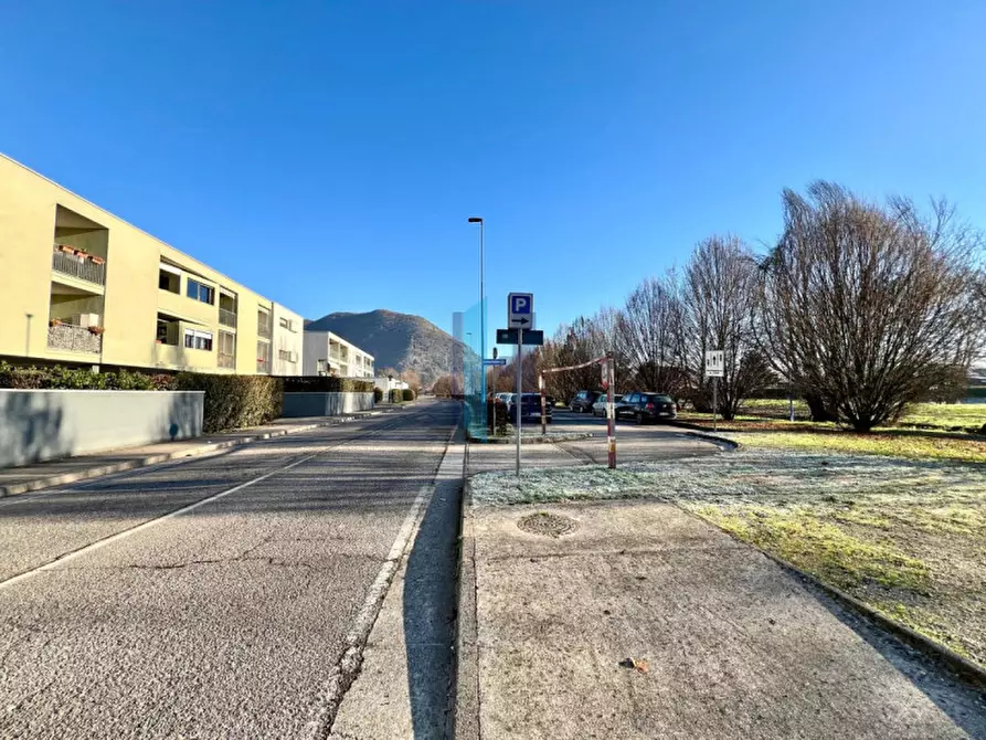 Immagine 32 di Appartamento in vendita  in Via Lionello Levi Sandri 35 a Brescia