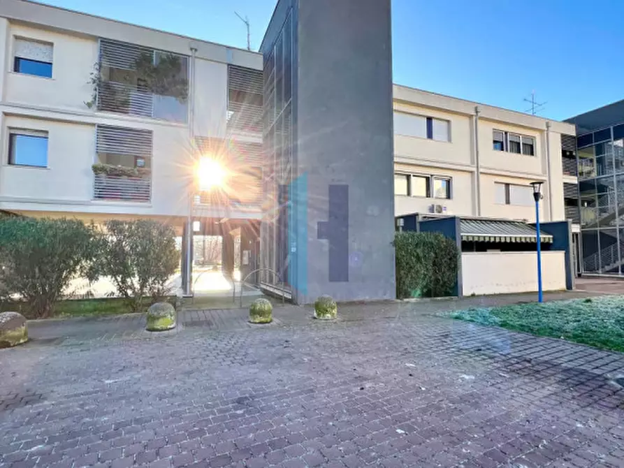 Immagine 37 di Appartamento in vendita  in Via Lionello Levi Sandri 35 a Brescia