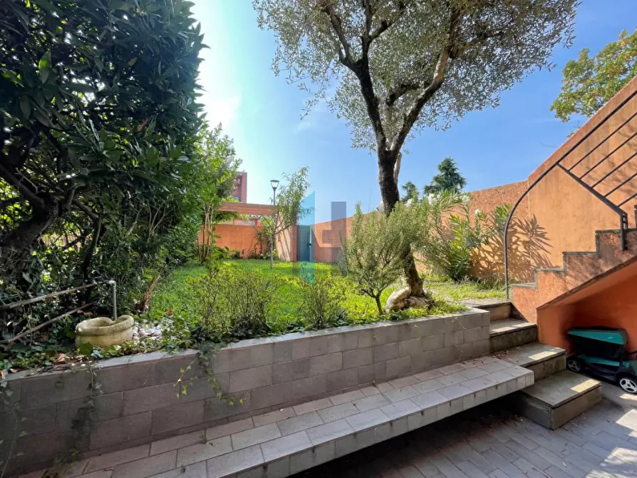 Immagine 30 di Villetta a schiera in vendita  in Via Jacopo Robusti Il Tintoretto 227 a Brescia