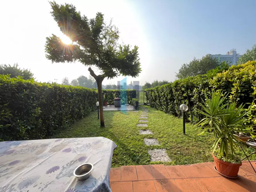 Immagine 13 di Villetta a schiera in vendita  in Via Andrea del Verrocchio 399 a Brescia