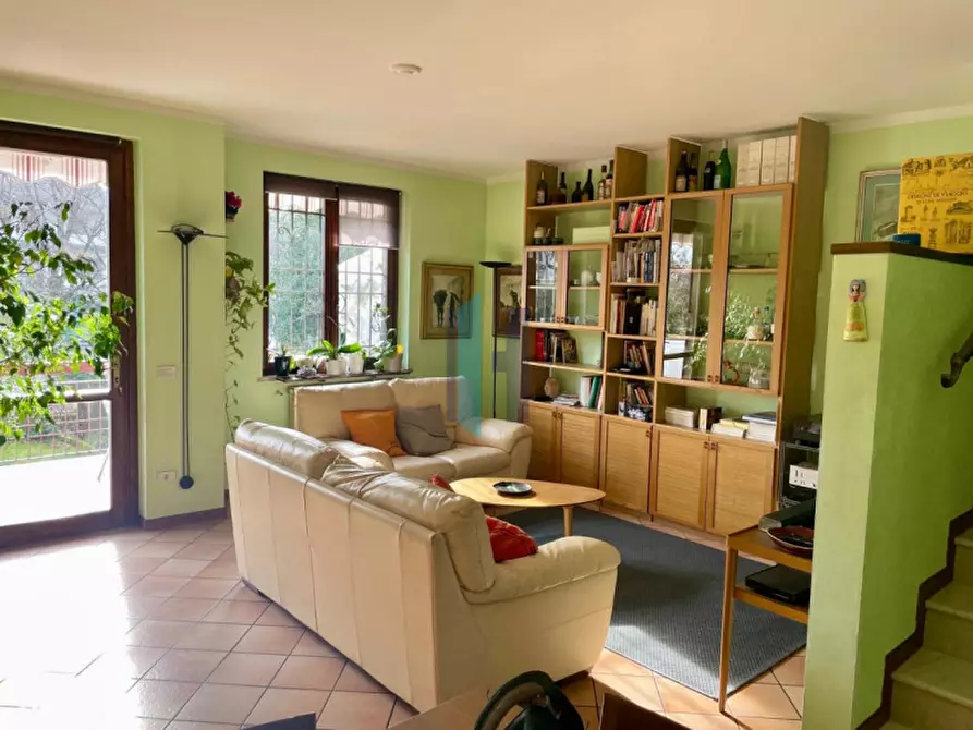 Immagine 2 di Villetta a schiera in vendita  in Via Antonio Allegri 64 a Brescia