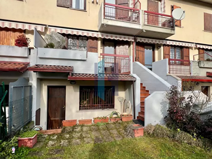 Immagine 43 di Villetta a schiera in vendita  in Via Antonio Allegri 64 a Brescia