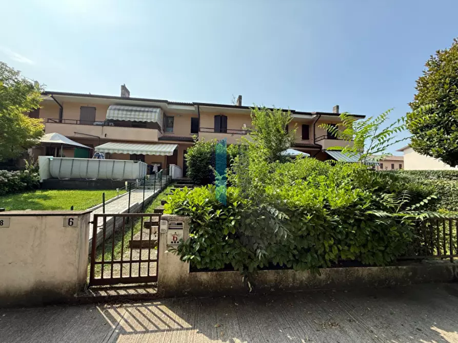 Immagine 2 di Villa in vendita  in Via Gianbattista Tiepolo 6 a Brescia