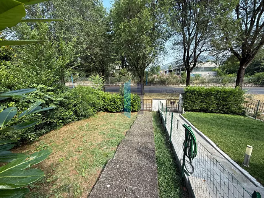 Immagine 36 di Villa in vendita  in Via Gianbattista Tiepolo 6 a Brescia