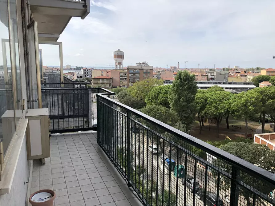 Immagine 3 di Appartamento in vendita  in Viale Umbria a Chioggia