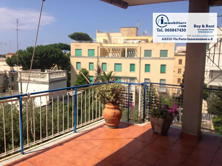 Immagine 2 di Attico in vendita  in VIA DELL OMBRA a Anzio