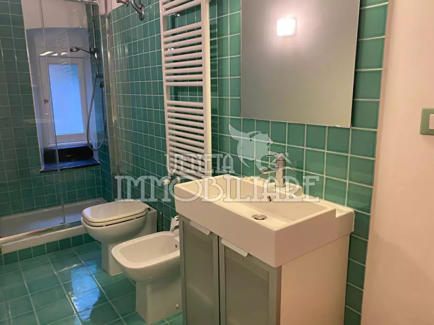 Immagine 13 di Appartamento in affitto  in via santa maria di castello a Genova