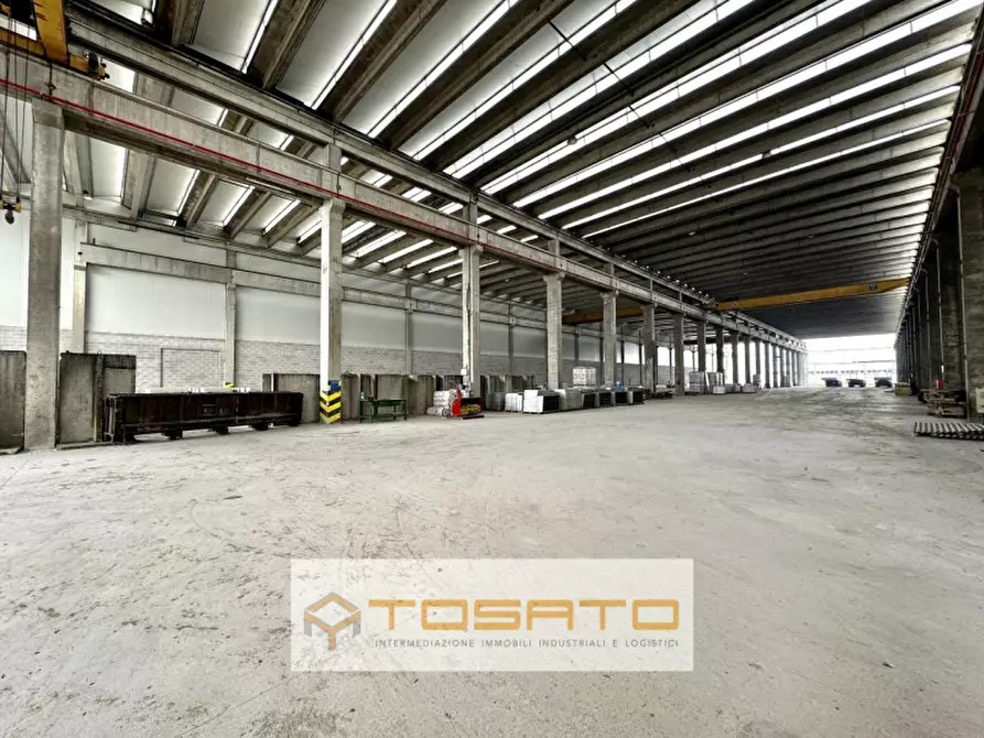 Immagine 2 di Capannone industriale in affitto  a Cittadella