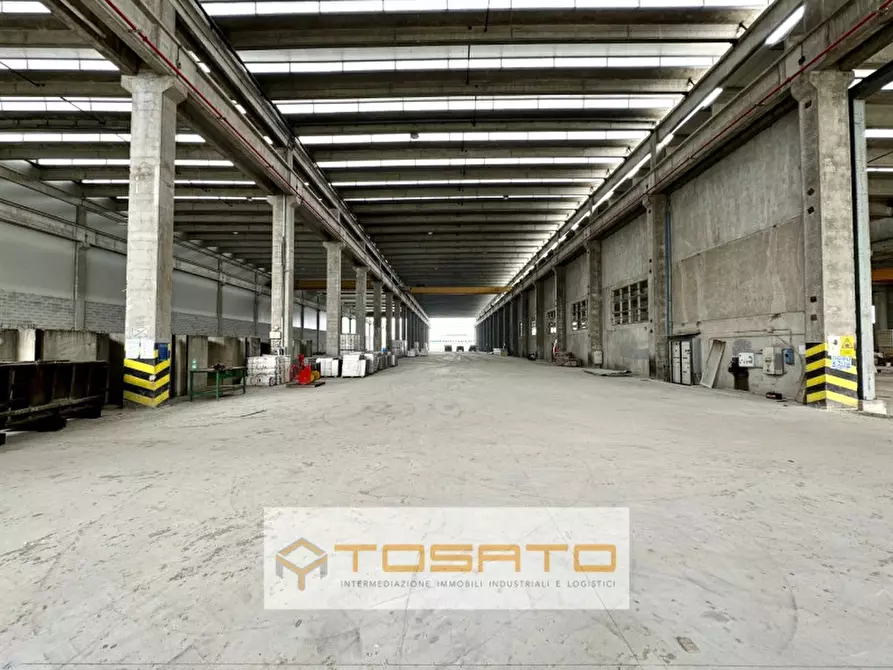 Immagine 2 di Capannone industriale in affitto  a Cittadella