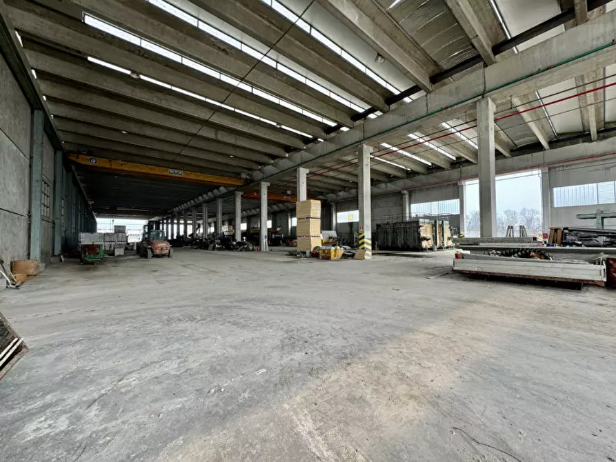 Immagine 12 di Capannone industriale in affitto  a Cittadella