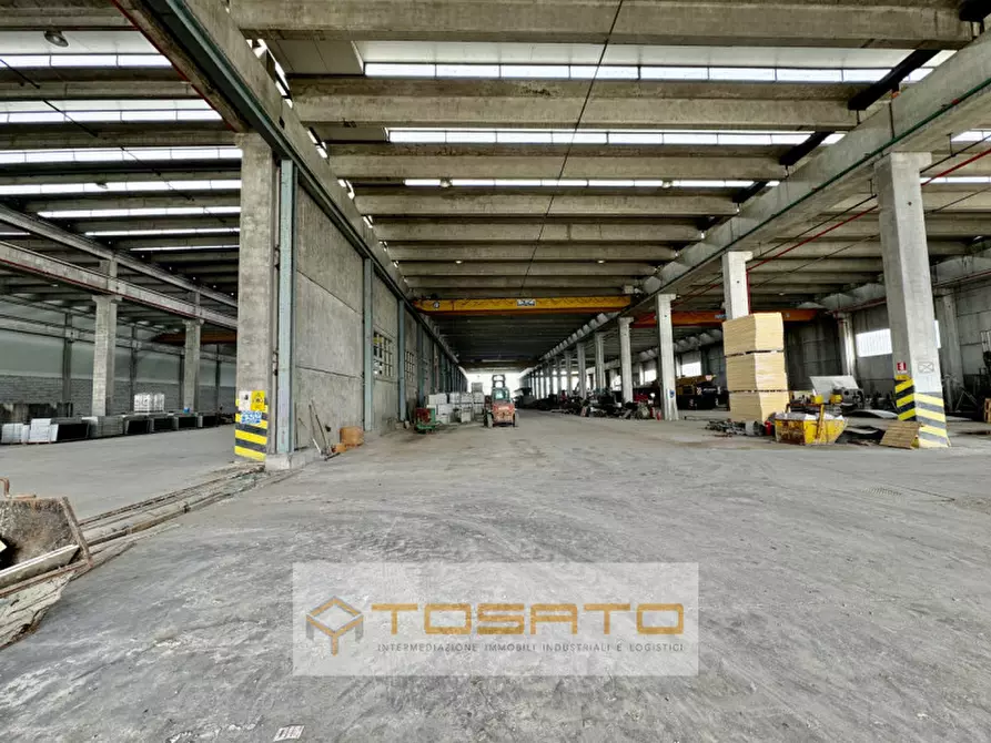 Immagine 12 di Capannone industriale in affitto  a Cittadella