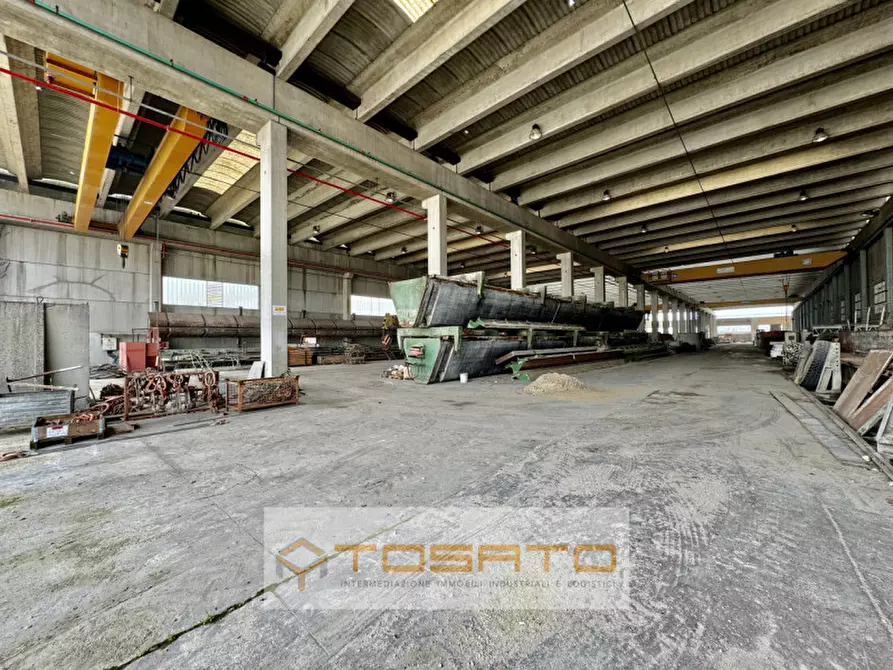 Immagine 13 di Capannone industriale in affitto  a Cittadella