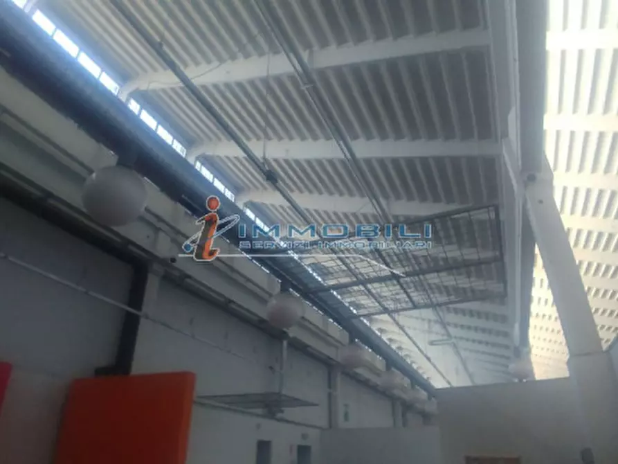 Immagine 7 di Negozio in affitto  in VIA CASSINELLA a Vimodrone