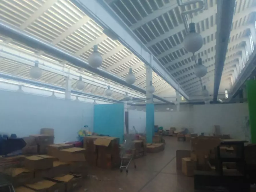 Immagine 2 di Attività commerciale in affitto  in VIA CASSINELLA a Vimodrone