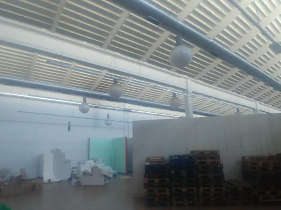 Immagine 9 di Attività commerciale in affitto  in VIA CASSINELLA a Vimodrone