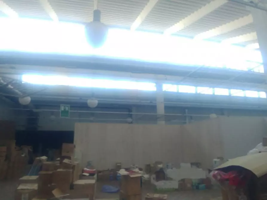 Immagine 11 di Attività commerciale in affitto  in VIA CASSINELLA a Vimodrone