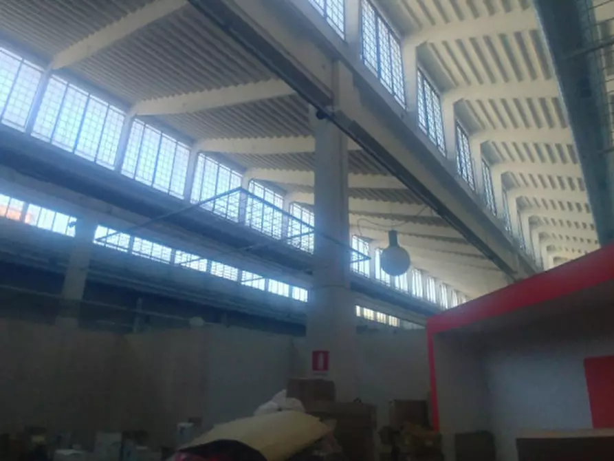 Immagine 12 di Attività commerciale in affitto  in VIA CASSINELLA a Vimodrone