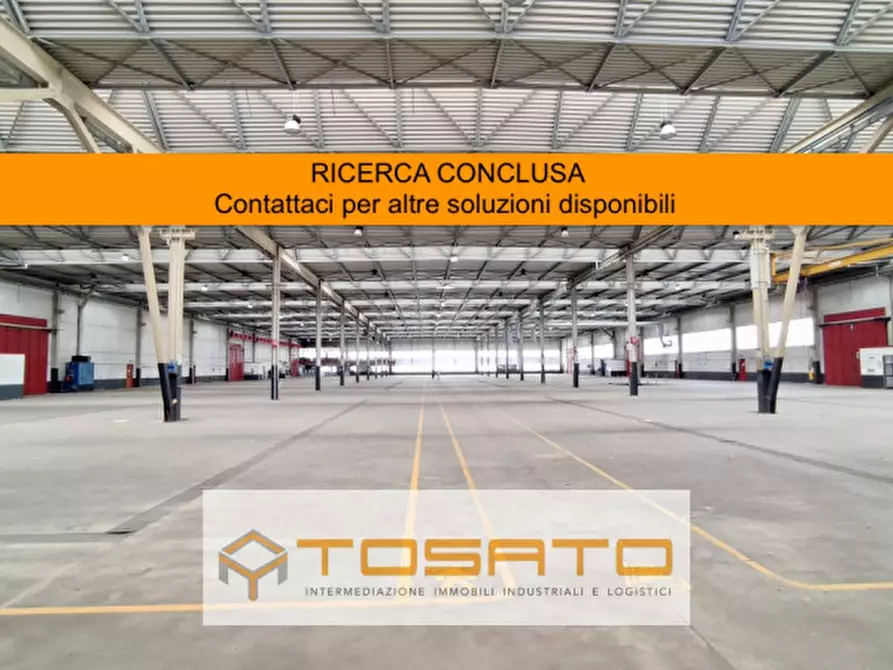 Immagine 1 di Capannone industriale in affitto  a Villafranca Di Verona