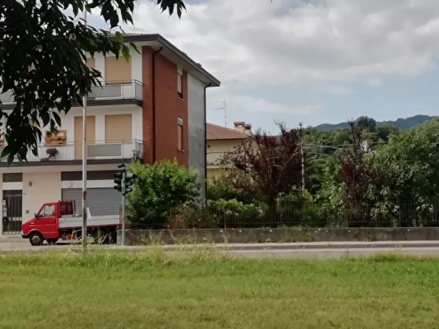 Immagine 6 di Appartamento in vendita  a Schio