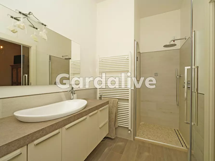 Immagine 12 di Casa bifamiliare in vendita  in Via San Procolo 9 a San Felice Del Benaco