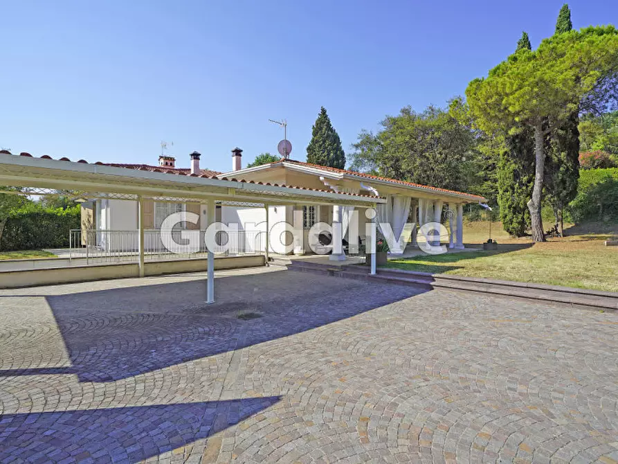 Immagine 17 di Casa bifamiliare in vendita  in Via San Procolo 9 a San Felice Del Benaco