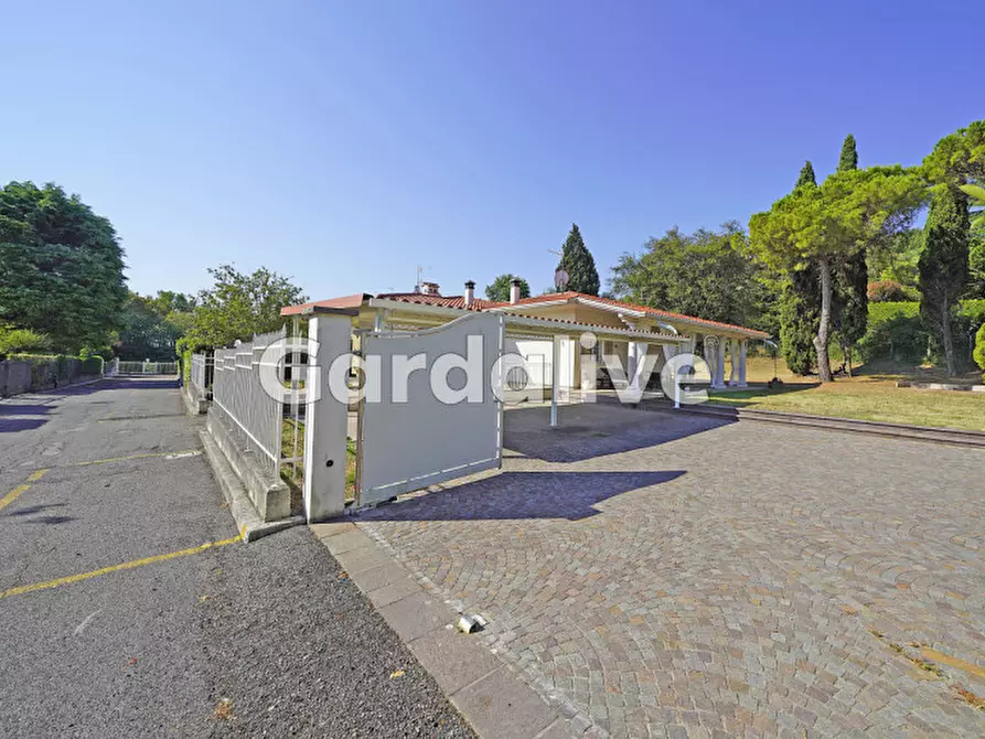 Immagine 18 di Casa bifamiliare in vendita  in Via San Procolo 9 a San Felice Del Benaco
