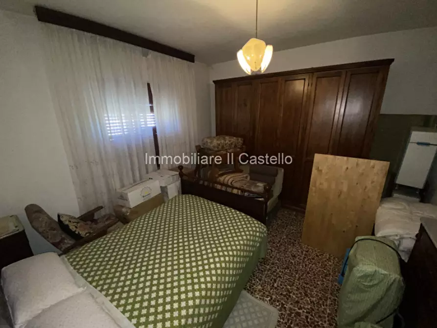 Immagine 10 di Casa indipendente in vendita  in via Carducci a Castiglione Del Lago