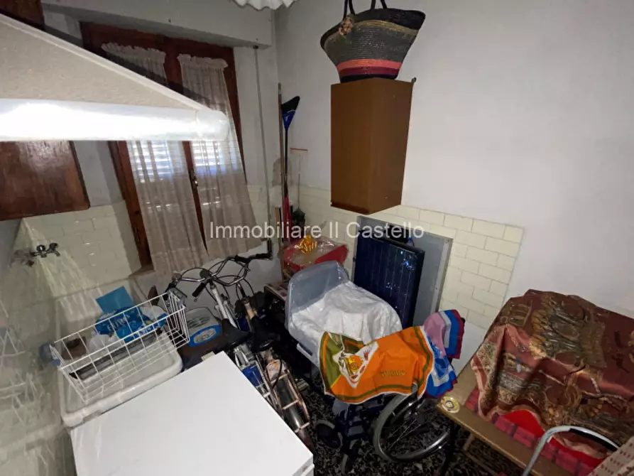 Immagine 12 di Casa indipendente in vendita  in via Carducci a Castiglione Del Lago