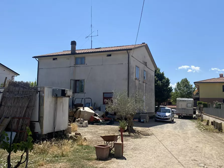 Immagine 23 di Casa indipendente in vendita  in via Carducci a Castiglione Del Lago
