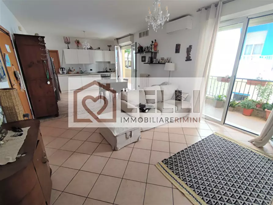 Immagine 1 di Appartamento in vendita  in Viale Harar a Rimini