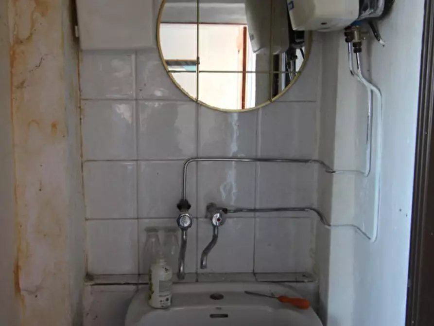 Immagine 8 di Laboratorio in affitto  in Ponte alle Forche a San Giovanni Valdarno