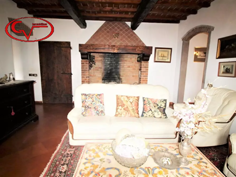 Immagine 38 di Villa in vendita  in setteponti a Reggello