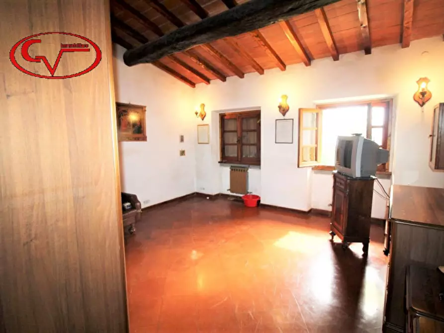 Immagine 43 di Villa in vendita  in setteponti a Reggello