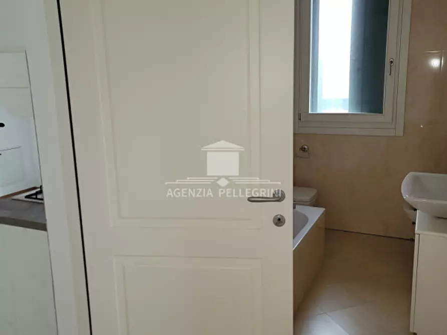 Immagine 15 di Villetta a schiera in affitto  in strada statale Pasubio a Vicenza