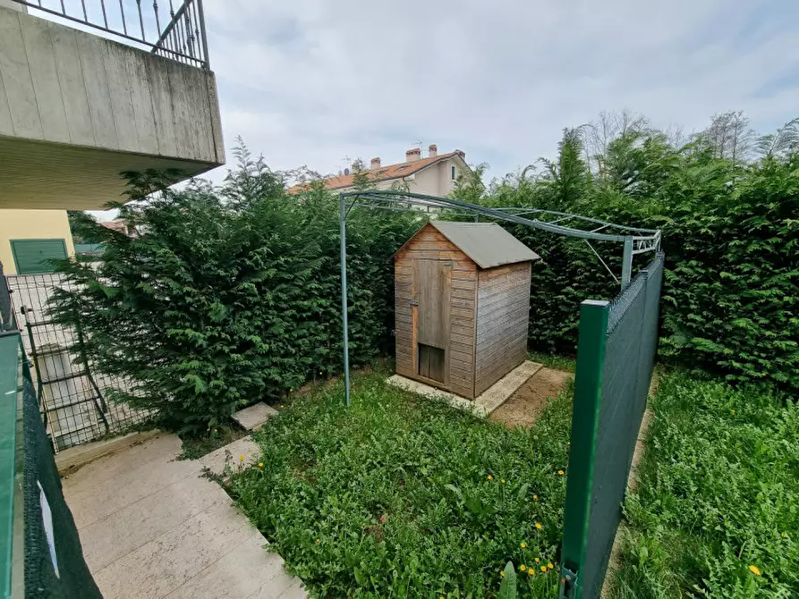 Immagine 27 di Villetta a schiera in affitto  in strada statale Pasubio a Vicenza