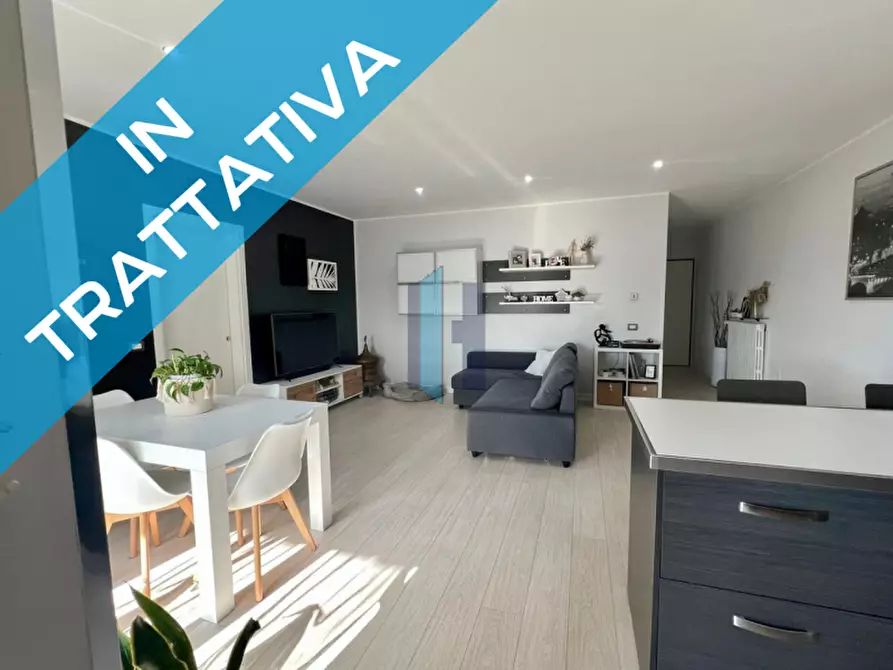 Immagine 1 di Appartamento in vendita  in Via Lionello Levi Sandri 21 a Brescia