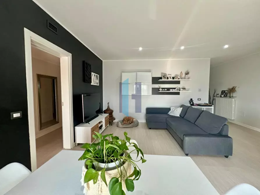 Immagine 4 di Appartamento in vendita  in Via Lionello Levi Sandri 21 a Brescia