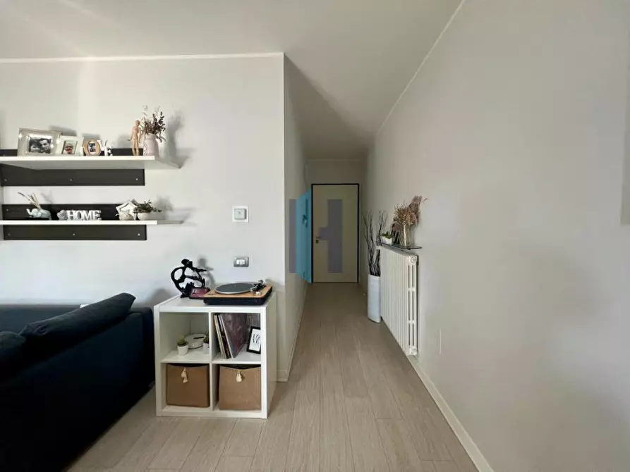Immagine 8 di Appartamento in vendita  in Via Lionello Levi Sandri 21 a Brescia