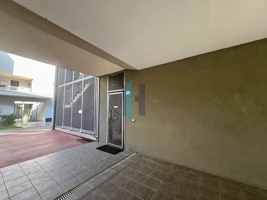 Immagine 35 di Appartamento in vendita  in Via Lionello Levi Sandri 21 a Brescia