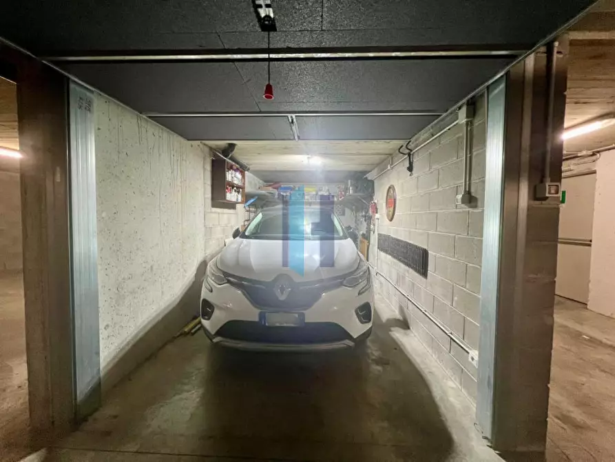 Immagine 37 di Appartamento in vendita  in Via Lionello Levi Sandri 21 a Brescia