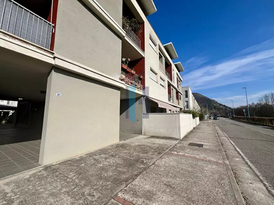 Immagine 41 di Appartamento in vendita  in Via Lionello Levi Sandri 21 a Brescia