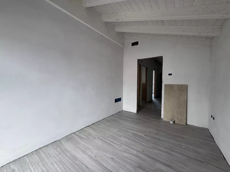 Immagine 14 di Casa trifamiliare in vendita  a Camponogara