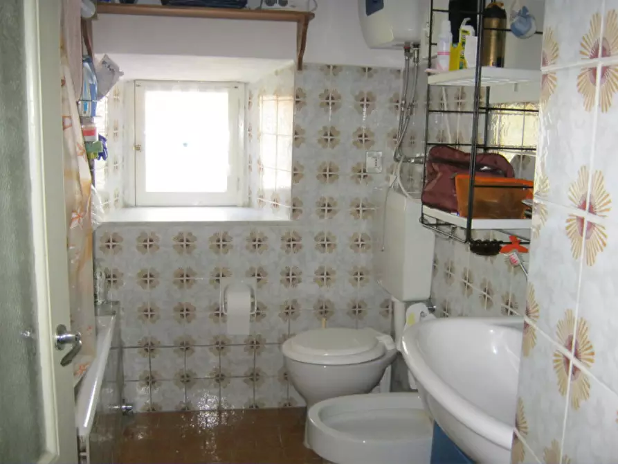 Immagine 18 di Rustico / casale in vendita  in Frazione Antara a Zeri