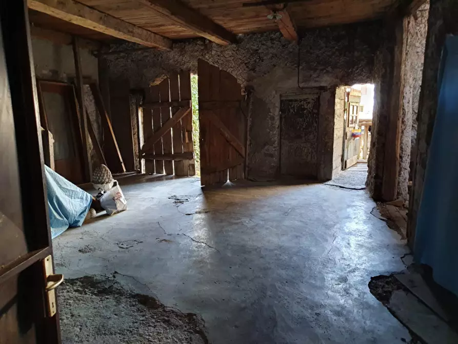 Immagine 22 di Appartamento in vendita  a Cavizzana