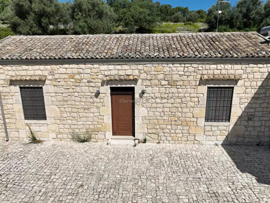 Immagine 3 di Casa indipendente in vendita  in Strada Provinciale 27 a Modica