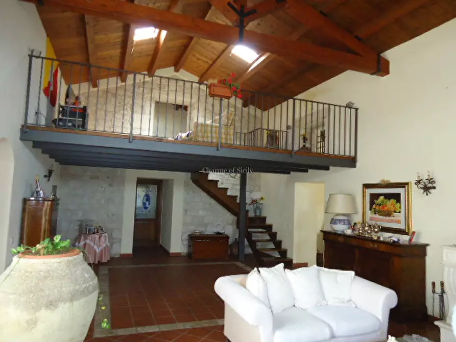 Immagine 11 di Casa indipendente in vendita  in Strada Provinciale 27 a Modica