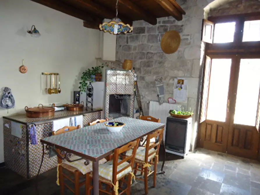 Immagine 14 di Casa indipendente in vendita  in Strada Provinciale 27 a Modica